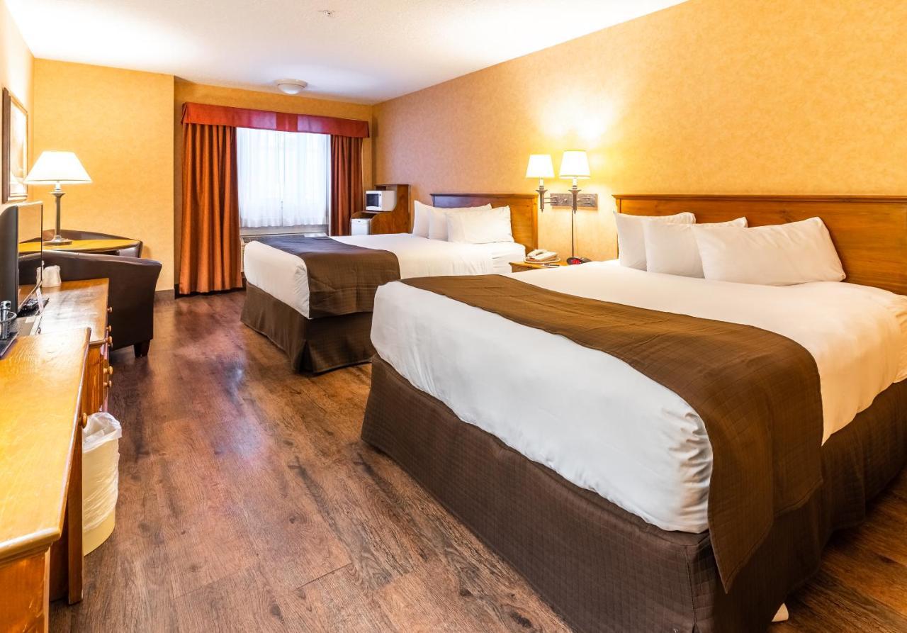 Canmore Inn & Suites Ngoại thất bức ảnh