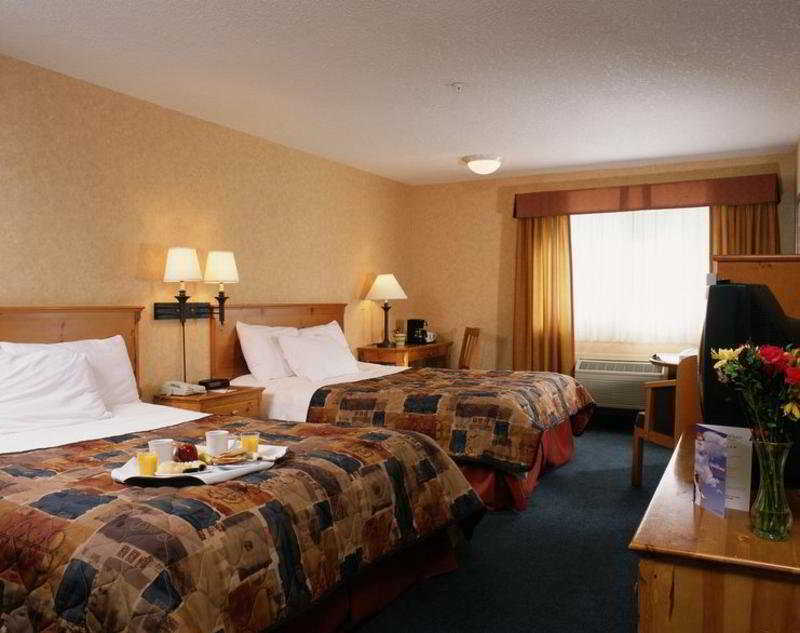 Canmore Inn & Suites Ngoại thất bức ảnh