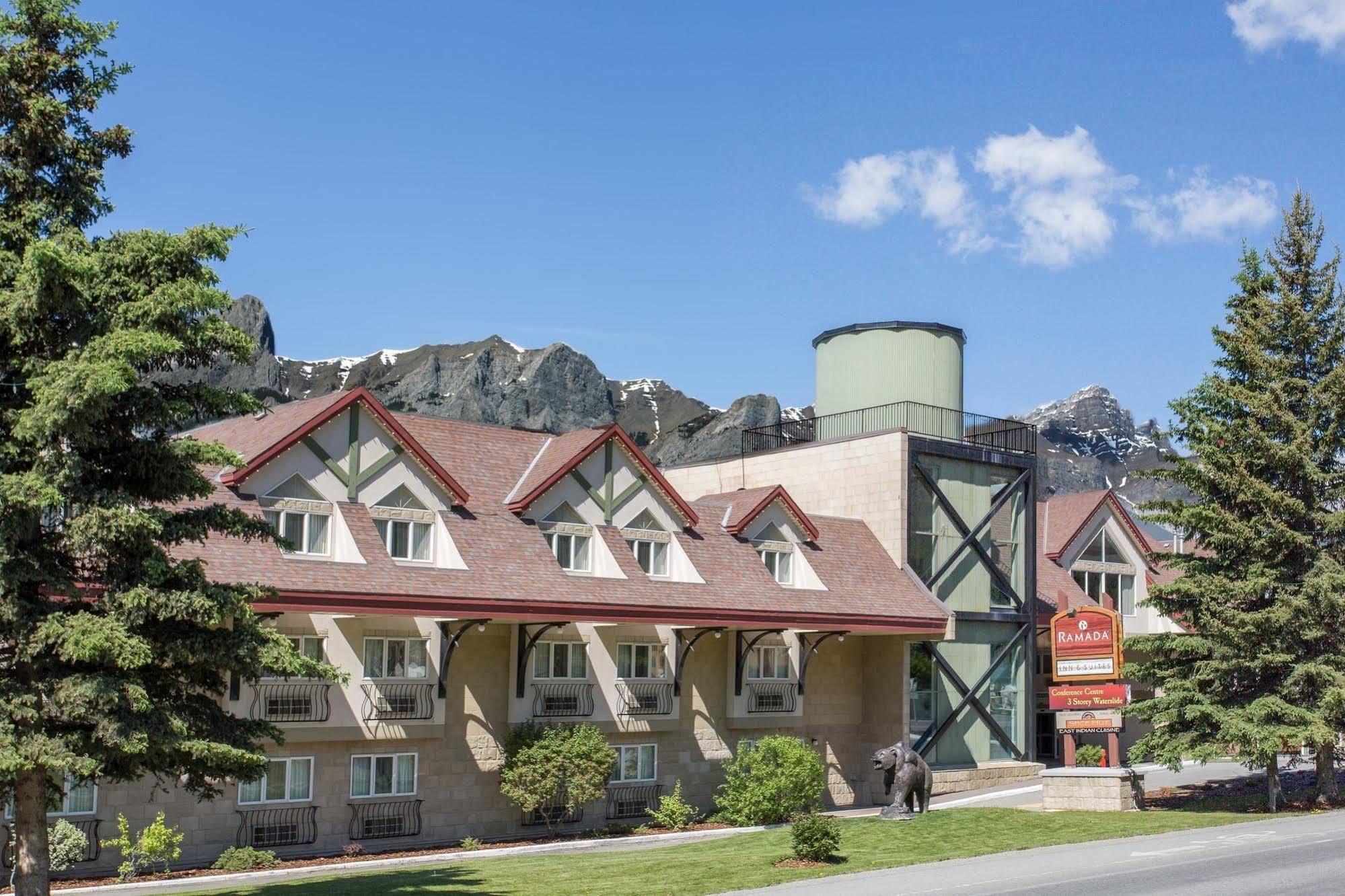 Canmore Inn & Suites Ngoại thất bức ảnh